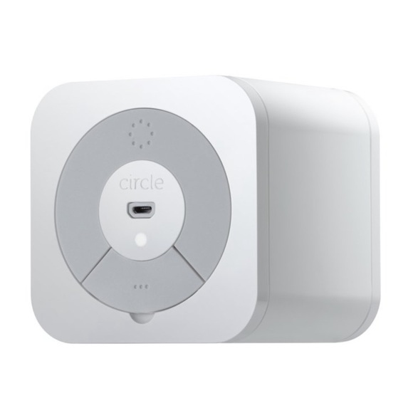 New Circle Home With Disney Parental Control WiFi First Gen Smart Family Device - Picture 16 of 16